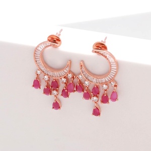Pendientes de Aro con Rubí, Chapados en Oro Rosa de 14K, Pendientes Delicados con Piedras Preciosas, Joyería para Uso Diario para Mujer, Regalo para Ella - Product Image 1