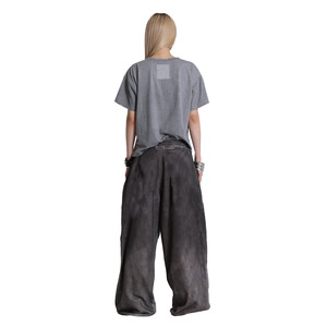 Camiseta de Mujer de Primera Calidad, Ligera, Totalmente Personalizable, Antiarrugas, Diseño Sólido con Pedrería, 100% Algodón - Product Image 2