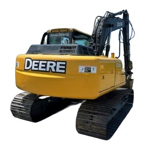 Commercial Grade Earthmoving Equipment In Good Working Condition - Product Image 1