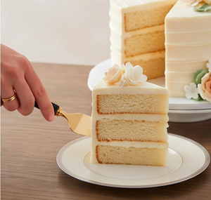 Ensemble de 2 spatules et couteaux à gâteau finition dorée avec manches noires, outils à gâteau en métal pour les fêtes - Product Image 5