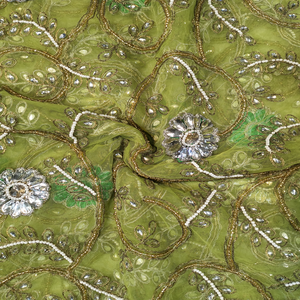 Colección Moderna Heritage: Tela de encaje nigeriana de lujo con bordado y pedrería con diseño floral para bodas - Product Image 4