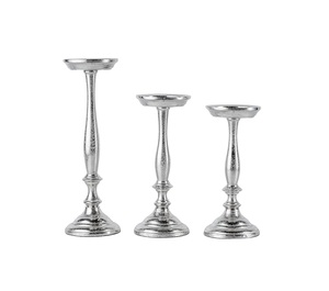 Reliable Manufacturer Traditional Aluminum Candle Holder Decorative Craft For Living Room And Festive Display Purpose - Product Image 3