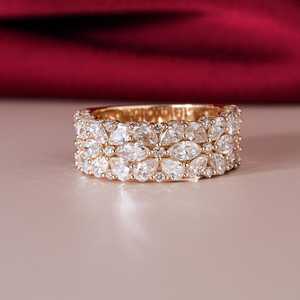 แหวนวงเรียบประดับเพชรทรงกลมและทรงลูกแพร์ที่เพาะเลี้ยงในห้องปฏิบัติการสำหรับผู้หญิง ทองคำแท้ 14K ของขวัญหมั้นสุดทันสมัยสำหรับแฟนสาว - Product Image 1