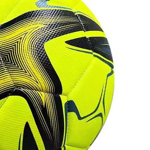 Balón de Fútbol de Cuero TPU Termosellado con Logotipo Personalizado al por Mayor a Precio de Fábrica, para Entrenamiento de Clubes Juveniles - Product Image 4
