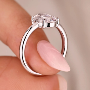 Anillo de Diamante Solitario con Corte Ovalado en Rosa, 1.55 Quilates, Cultivado en Laboratorio, Anillo de Compromiso y Boda, Joyería, Anillo de Eternidad en Vermeil de 14k - Product Image 5