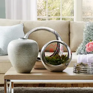 Bol à fleurs sur piédestal de conception abstraite décorative supérieure capable Best-seller et fournisseur de vases à fleurs en métal faits à la main - Product Image 1