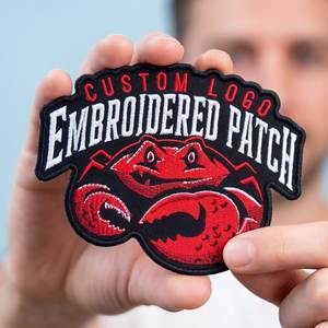 Vente en gros de patchs, appliques et badges brodés 3D personnalisés avec logo vL, à coudre ou à thermocoller pour vêtements - Product Image 6