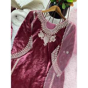 Salwar Kameez de Poliéster de Diseño con Top, Dupatta y Pantalón para Fiestas, Atuendo Elegante para Eventos - Product Image 5