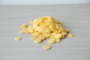 Wholesale Bulk Supplier Factory Direct Sale <b>Chocolate</b> OEM/ODM Service HALAL Banana Compound <b>Chocolate</b> Button Cocoa 1KG Biscuits - Product Image 4