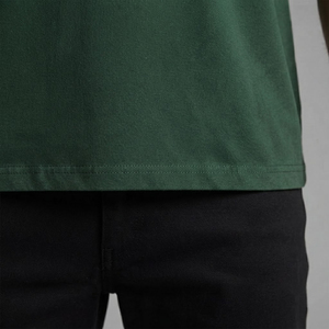 เสื้อยืดคอกลมสีเขียวพื้นฐานสำหรับผู้ชาย ทรงปกติ แขนสั้น ผ้าฝ้ายเจอร์ซีย์เนื้อนุ่ม สีพื้น สวมใส่สบาย - Product Image 6