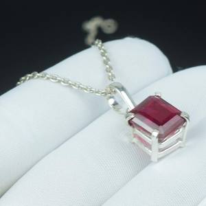 Pendentif en rubis rouge sang de taille carrée en argent sterling 925, pierre de naissance de juillet, cadeau idéal pour la meilleure amie - Product Image 6