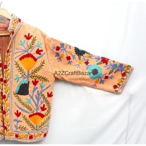 Chaqueta Bordada Suzani Vintage TNT Multicolor Hecha a Mano, Ropa de Mujer, Abrigo, Chaqueta Corta de Algodón con Bordado Suzani - Product Image 3