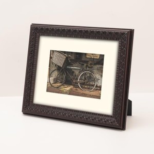 Marco de Fotos Rectangular Tradicional de Madera de Caoba, Ornamentado y Hecho a Mano |   Venta al por mayor desde Moradabad por Aqudus Saleem - Product Image 3