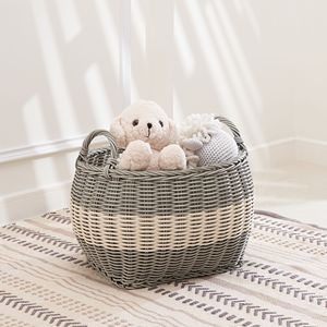 Zita 18 \ "X 15 \" X 15 \ "cesto di vimini tessuto in resina ovale multiuso bianco-grigio decorazione per la casa per asciugamano giocattoli per riporre riviste - Product Image 1
