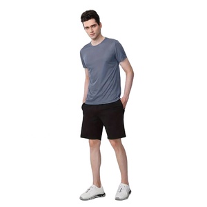 ชุดเสื้อผ้า2ชิ้นสำหรับฤดูร้อนของผู้ชายเสื้อยืดผ้าโพลีเอสเตอร์ระบายอากาศและกางเกงขาสั้น - Product Image 1