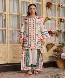 Conjunto de dos piezas estampado de viscosa y rayón RICH LOOK para uso diario, precio al por mayor, prenda étnica 85061 MULTI - Product Image 1