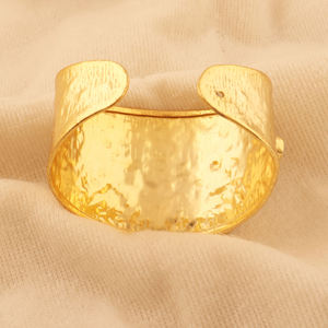 Brazalete ancho de perlas naturales de agua dulce, latón macizo chapado en oro de 18k, joyería de moda, banda texturizada, brazalete hecho a mano para mujer - Product Image 6