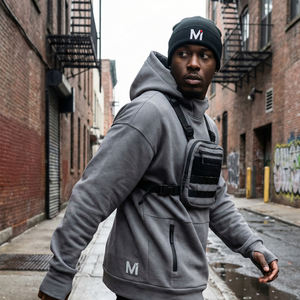 Hoodie Tactique Modulaire Vanguard Tech Streetwear avec Harnais Poitrine Performance Urbaine par MALUZA INDUSTRIES Série Pro - Product Image 4