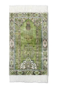 Alfombra de Oración Islámica de Viscosa Verde Medio de Primera Calidad, Elegante Tapete de Oración Musulmán para el Hogar, Viajes y Mezquita, Disponible para la Venta - Product Image 4