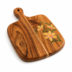 Planche à découper en bois artisanale avec motif floral |   Planche de service multifonctionnelle |   Planche à découper en bois - Product Image 2