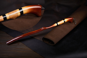 Cuchara de zapatos extra larga de madera de nogal hecha a mano, de lujo, con mango extendido, ayuda premium para el calzado, elegante regalo para el hogar - Product Image 3