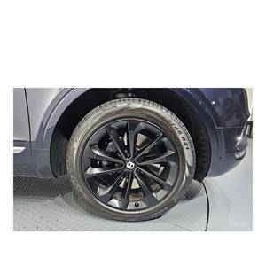 Bentley Bentayga 4.0 V8 Modèle juillet 2021 avec 92 689 km Boîte de vitesses automatique Sièges en cuir Caméra arrière Volant à gauche - Product Image 5