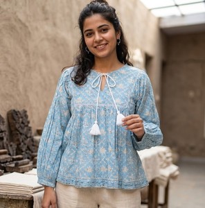 Blusa Boho de Algodón Estampada a Mano para Mujer al por Mayor, Top Peplum de Manga Larga con Estampado Floral, Túnica Casual de Verano, Top de Boutique OEM ODM - Product Image 1