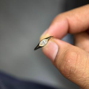 แหวนเพชรทรงมาร์คีส์ทองคำแท้ 14K ชุบโรเดียม สำหรับผู้หญิง สวมใส่ได้ทุกวัน งานหมั้น งานเลี้ยง ของขวัญ ขายส่ง - Product Image 5