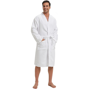 Peignoir à capuche pour homme, prix direct usine, chaud et douillet pour l'hiver, en flanelle de coton longue, service et design OEM - Product Image 1