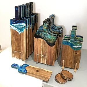 เขียงไม้เนื้อแข็งเคลือบอีพ็อกซี่เรซิ่นแบบพรีเมียม สำหรับเสิร์ฟชีส ผลไม้ ขนมปัง - Product Image 1