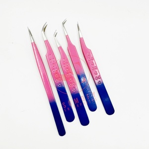 Meilleure pince à épiler professionnelle en acier inoxydable de 0.03mm pour extension de cils Embouts en fibre courbée à 90 degrés Volume de prise en main parfaite Marque privée - Product Image 2