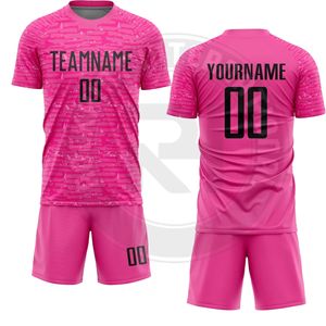 Ensemble d'uniformes de football personnalisés pour équipe, maillot et short durables et à séchage rapide pour les entraînements, les matchs et les tournois - Product Image 5