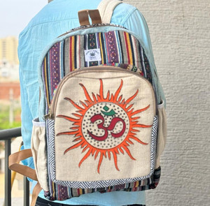 Nouveau sac à dos écologique personnalisé sac de jour en chanvre unisexe sac à dos simple élégant sac à dos pour ordinateur portable en chanvre biologique avec tissu de chanvre sauvage - Product Image 3