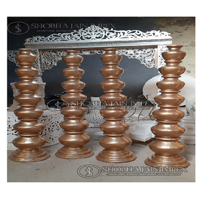 เสาไม้รูปกระเทียมสีทองขนาดใหญ่สำหรับตกแต่งงานแต่งงาน - Product Image 1