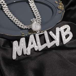 Collier Pendentif Sac d'Argent Glacé Personnalisé avec Nom, Chaîne Maille Cubaine, Plaqué Argent 925, Moissanite Sertie Clos, Bijoux Hip Hop Personnalisés - Product Image 2