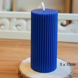 Bougie pilier côtelée en cire de soja en gros et en vrac, magnifique, de haute qualité, faite à la main, écologique, décoration de Noël pour la maison - Product Image 3