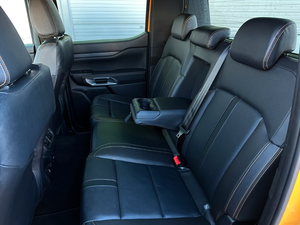 Camioneta Ford Ranger Wildtrak 23L EcoBoost 4WD PHEV con Navegación, Cámara 360 y Enganche de Remolque - Product Image 3