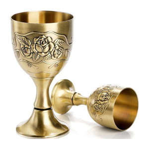 Gobelet en acier inoxydable gravé à la main de style royal, design floral émaillé, articles de bar de luxe, capacité de 500 ml, durable - Product Image 1