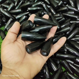Nocks de Arco de Cuerno de Búfalo Negro Hechos a Mano de Primera Calidad, Accesorios de Tiro con Arco Duraderos a Precio de Mayoreo - Product Image 1