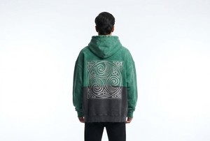 Sudadera con Capucha para Hombre, Verde y Negra, con Estampado Celta, Estilo Streetwear, Oversize, Informal, para Invierno - Product Image 5