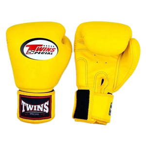 Guantes de Boxeo TWINS IP-300 para Kick Boxing y Muay Thai, Guantes de Entrenamiento Profesional con Cierre de Gancho y Bucle, 100% Cuero Genuino - Product Image 1