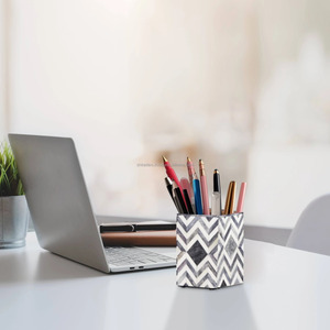 Dispensador de Jabón para Platos con Diseño Personalizado, Color y Logotipo a Medida, con Materiales de Primera Calidad para Uso en Escritorio - Product Image 6