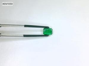 Esmeralda Zambiana Octogonal 100% Natural de Alta Calidad, 1.7CT, Color Verde Intenso, Gema Suelta para Diseño de Joyería, Anillos y Colgantes - Product Image 2