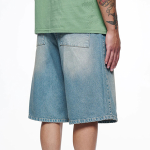 Shorts en jean pour homme de haute qualité avec logo personnalisé, style vintage, coupe ample, denim respirant, taille mi-haute, idéal pour l'été chaud - Product Image 3