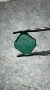 Pierre précieuse naturelle de 2,61 ct, taille émeraude, facettée, coupe octogonale, pour la fabrication de bijoux, provenant de Zambie - Product Image 3