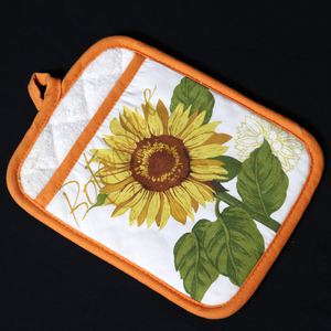 ที่จับหม้อผ้าฝ้ายพิมพ์ลาย 100% ทนความร้อน พร้อมช่องใส่ของ เป็นมิตรกับสิ่งแวดล้อม ใช้กับเครื่องล้างจานได้ ที่จับหม้อทันสมัยสำหรับหม้อและกระทะร้อน - Product Image 3