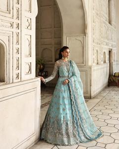 Maxi vestido de color único para ocasiones de Eid, bodas y playa - El vestido femenino más hermoso, material de viscosa, absorbe la humedad y se seca rápidamente. - Product Image 6