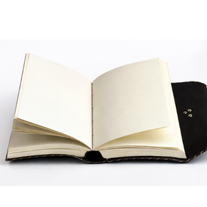 Diario de Cuero Negro Pintado a Mano Al Amir, Cuaderno Vintage con Arte Floral Colorido, Cierre Metálico Doble, Tapa Dura, 8x6 Pulgadas - Product Image 5