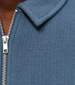 เสื้อยืดออกกำลังกายวิ่งสำหรับผู้ชายคุณภาพสูงสำหรับฤดูร้อน เนื้อผ้าเบาสบาย 88% โพลีเอสเตอร์/12% สแปนเด็กซ์ สีพื้น แขนสั้น - Product Image 4