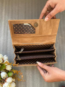 Nouveau Style Vente Chaude Réel À La Main Crunch En Cuir Pochette Portefeuille Élégant Casual En Cuir Pleine Grain Poignée Supérieure Embrayage pour Les Femmes - Product Image 6